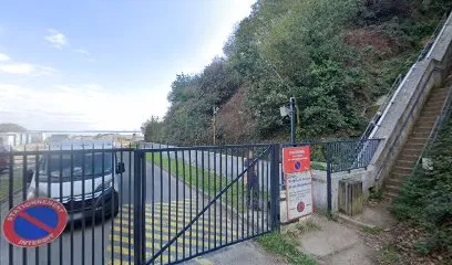 Image de Entrée du sentier côtier (via escaliers)