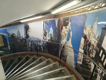 Image de Escaliers du Métro Abbesses