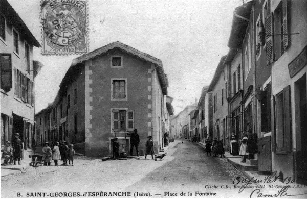 Le Monte-Escalier Installation monte-escalier Saint-Georges-d'Espéranche