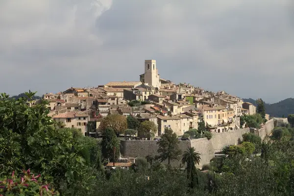 Le Monte-Escalier Installation monte-escalier Saint-Paul-de-Vence